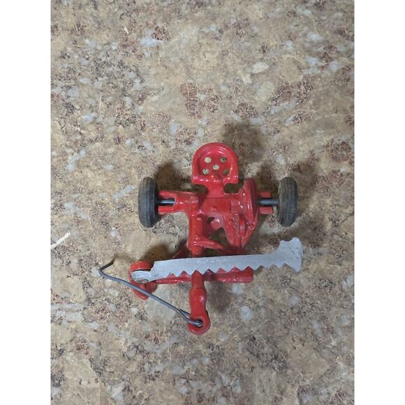 Vintage 1950s Oliver Sickle Mower Die Cast Aluminum Red Farm Tractor - Picture 7 of 8